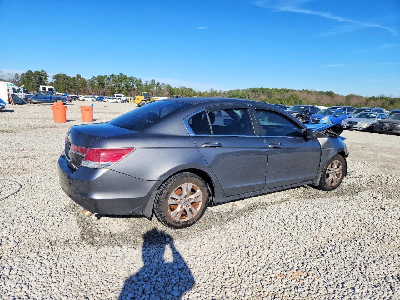 2011 HONDA ACCORD LXP photo 3
