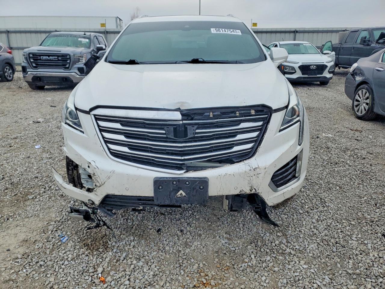 2018 CADILLAC XT5 LUXURY photo 5