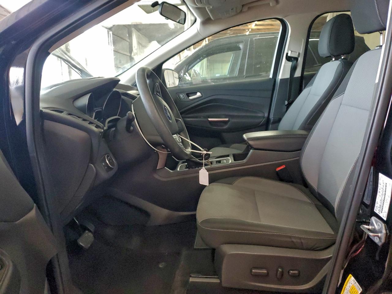 2017 FORD ESCAPE SE photo 7