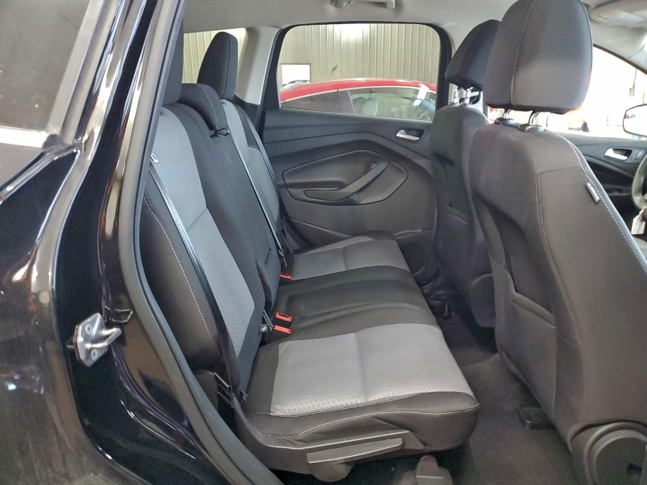 2017 FORD ESCAPE SE photo 11