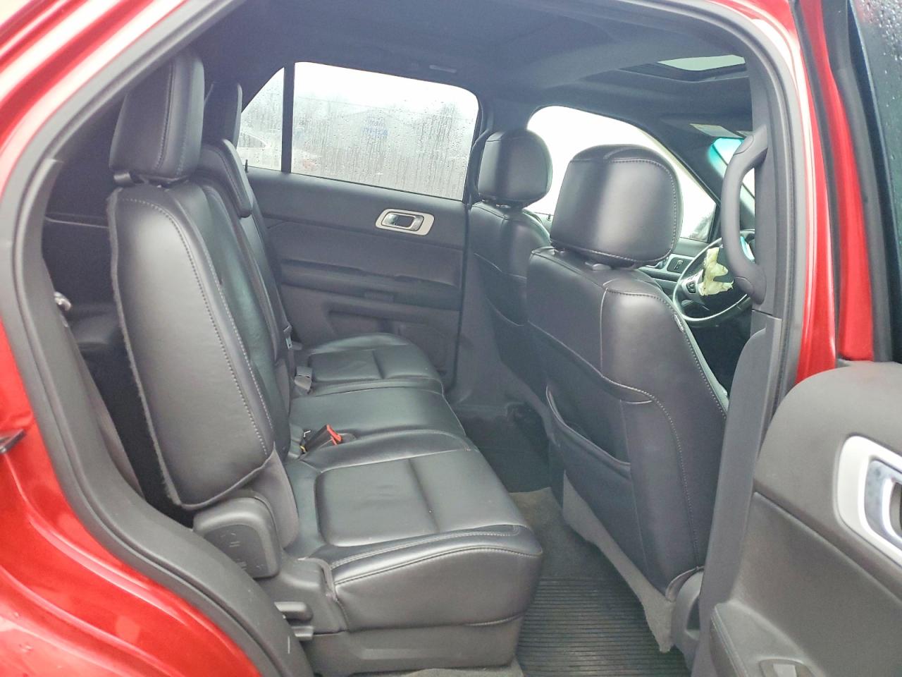 2011 FORD EXPLORER XLT photo 11