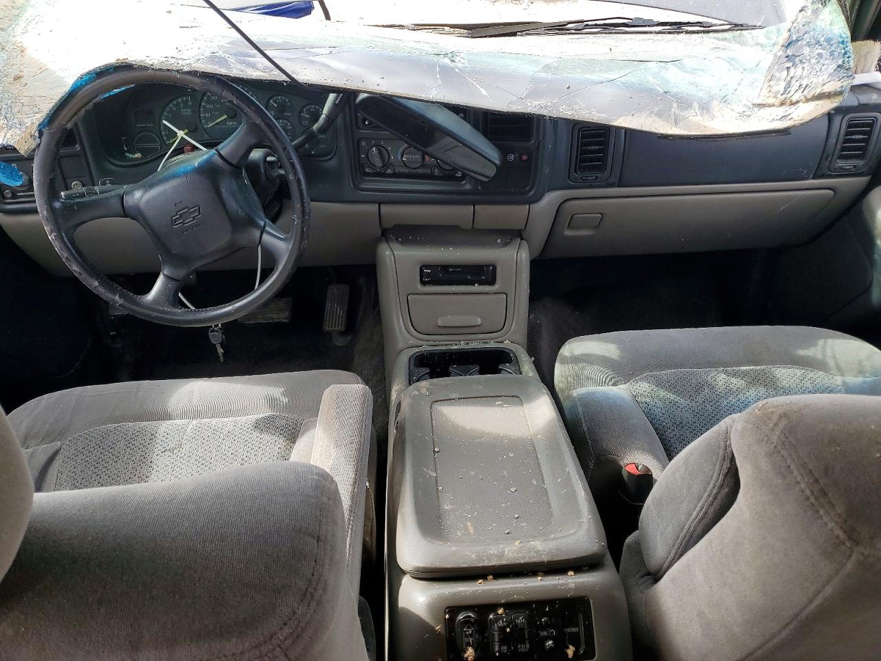2001 CHEVROLET SUBURBAN C1500 photo 8