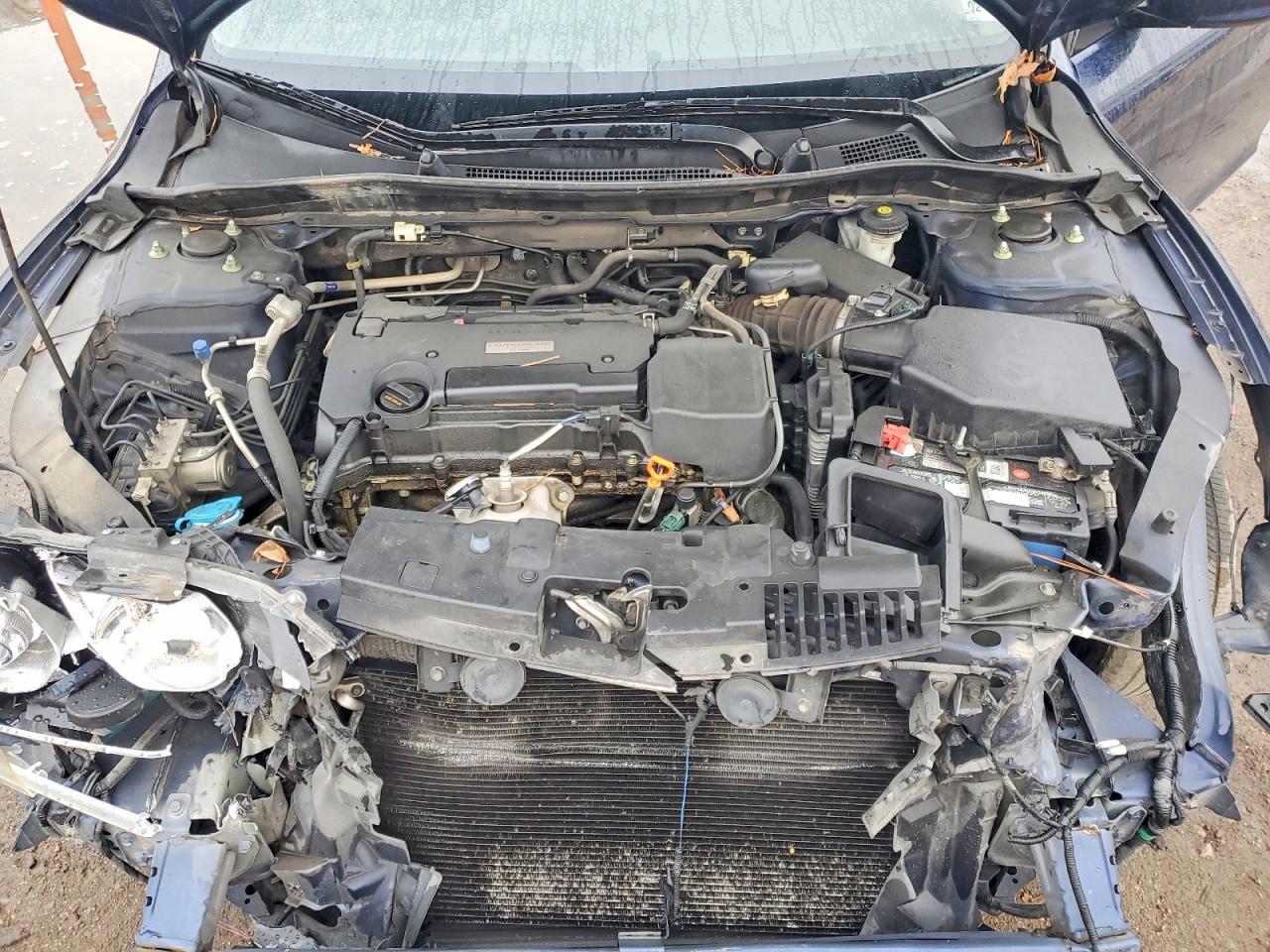 2017 HONDA ACCORD LX photo 11