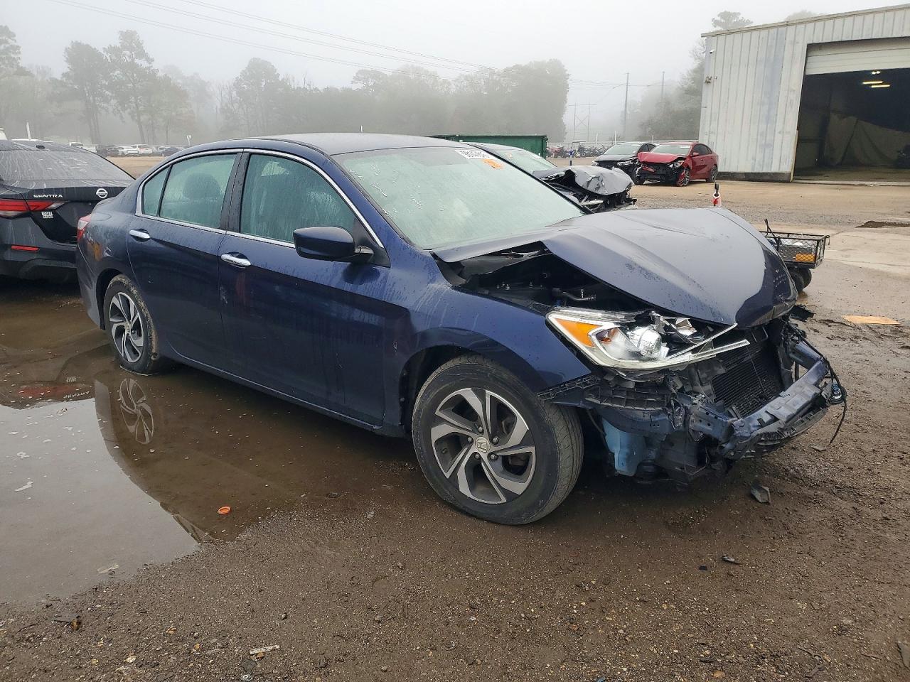 2017 HONDA ACCORD LX photo 4