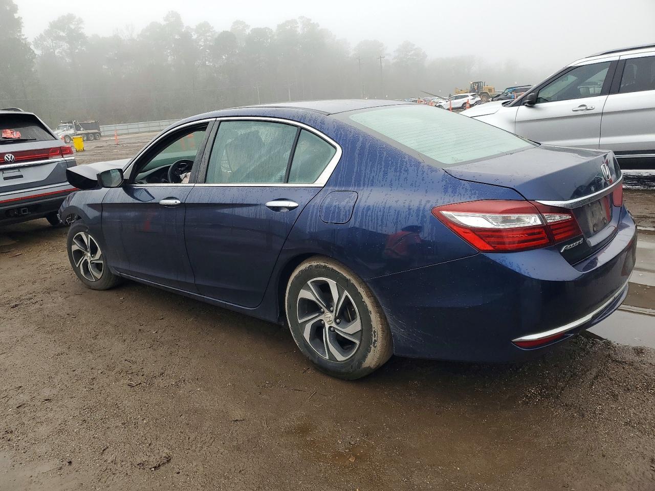 2017 HONDA ACCORD LX photo 2
