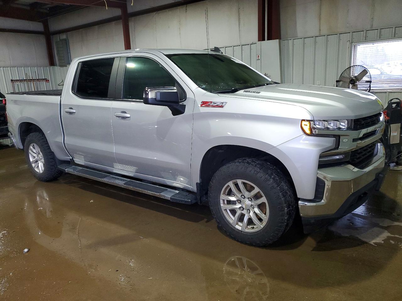 2021 CHEVROLET SILVERADO K1500 LT photo 4