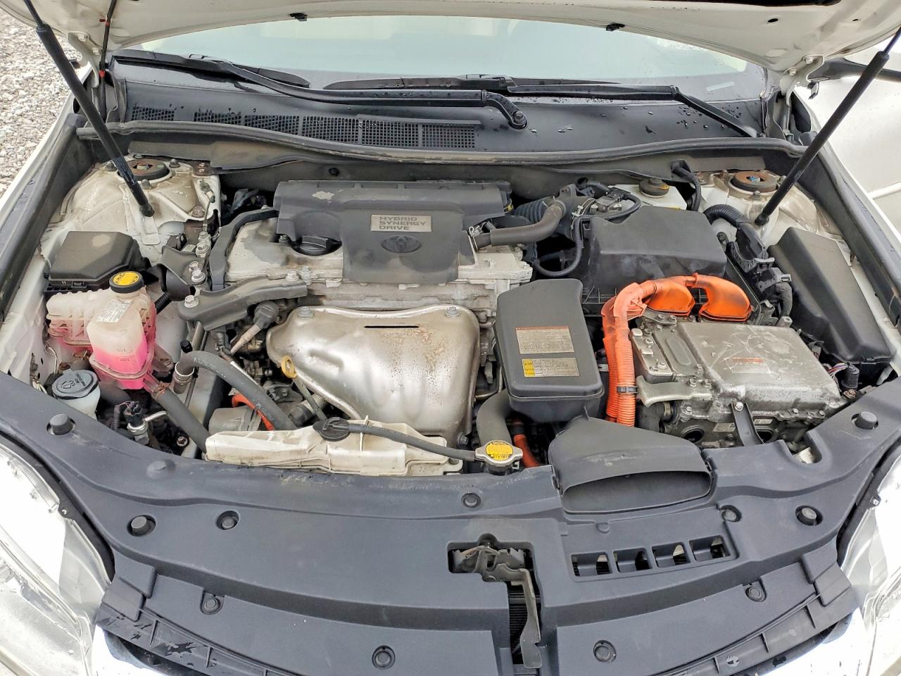 2015 TOYOTA CAMRY HYBRID photo 11