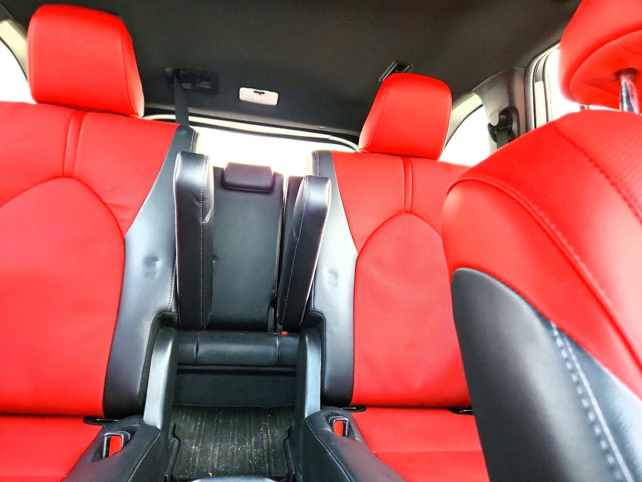 2024 TOYOTA HIGHLANDER LE photo 10
