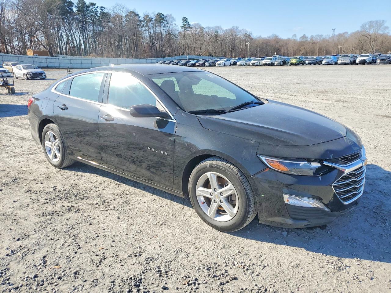 2023 CHEVROLET MALIBU LT photo 4