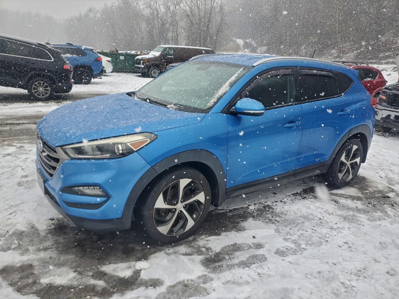 2016 HYUNDAI TUCSON
