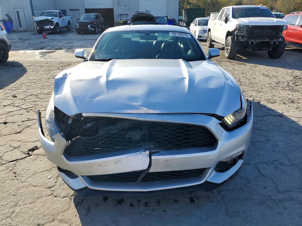 2017 FORD MUSTANG photo 5
