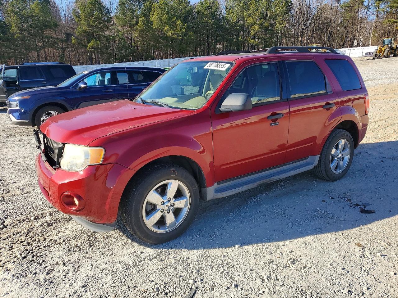 2011 FORD ESCAPE