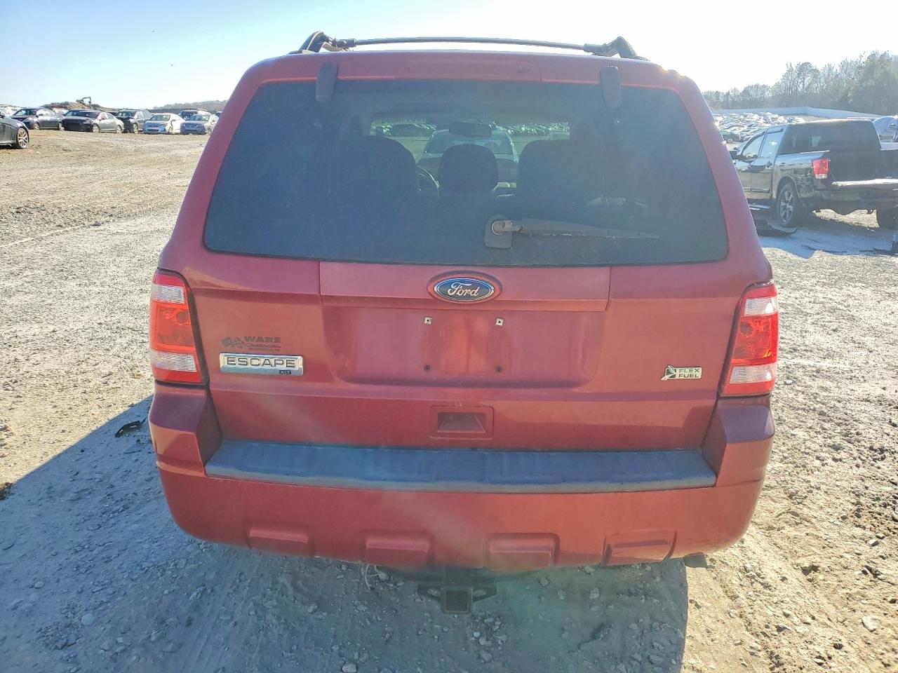 2011 FORD ESCAPE XLT photo 6