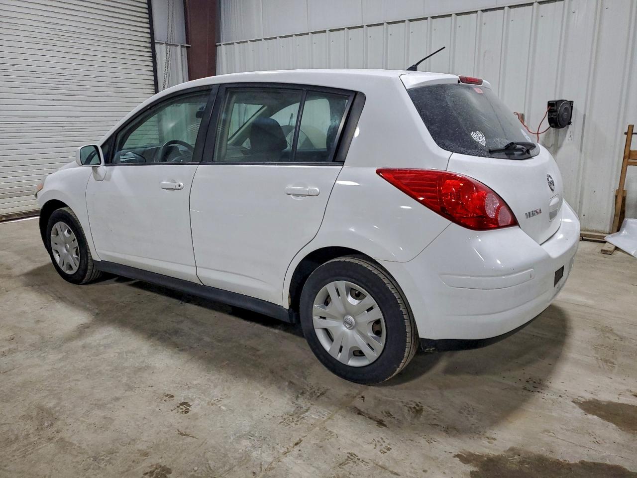2012 NISSAN VERSA 1.8 S photo 2