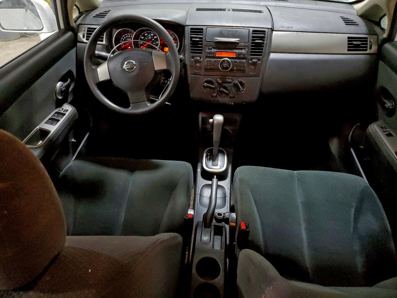 2012 NISSAN VERSA 1.8 S photo 8