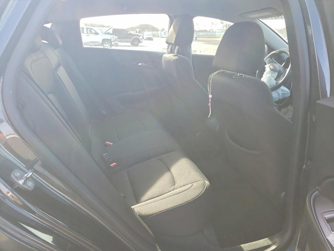 2018 CHEVROLET MALIBU LS photo 10