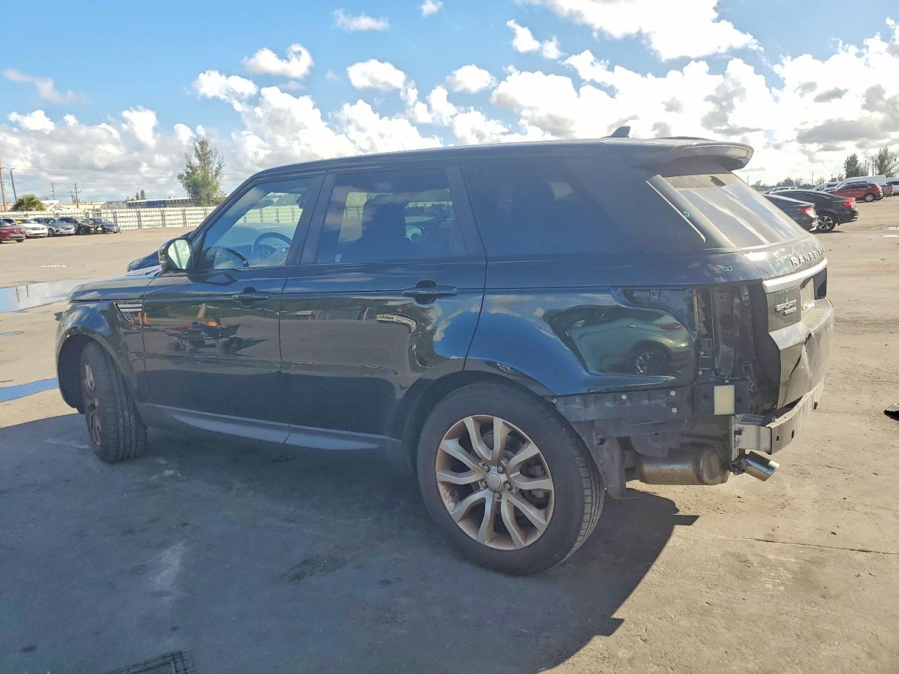 2016 LAND ROVER RANGE ROVER SPORT HSE photo 2