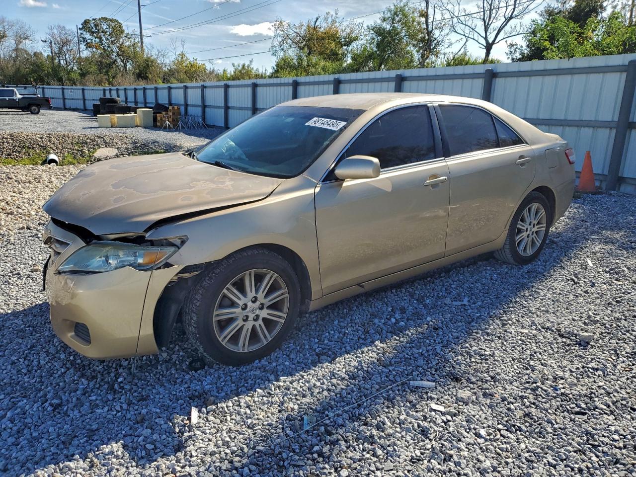 2011 TOYOTA CAMRY