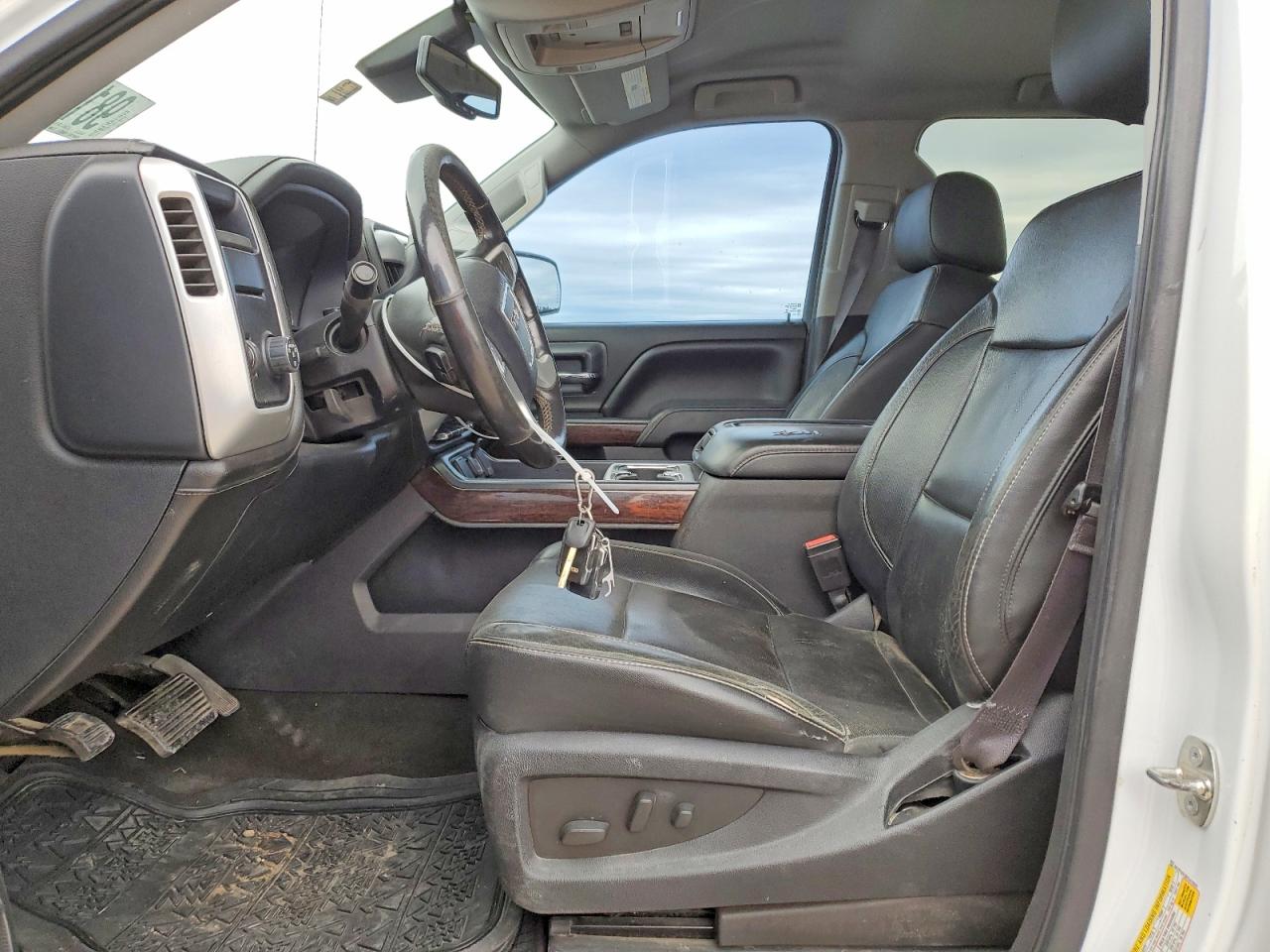 2015 GMC SIERRA C1500 SLT photo 7