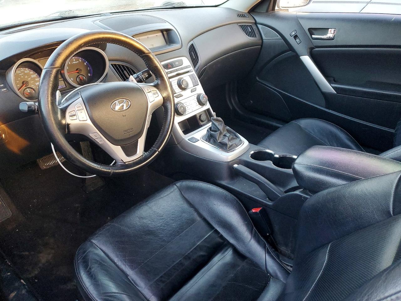 2010 HYUNDAI GENESIS COUPE 2.0T photo 8