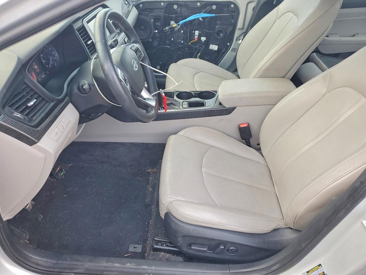 2018 HYUNDAI SONATA photo 7