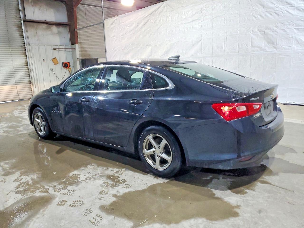 2017 CHEVROLET MALIBU LS photo 2