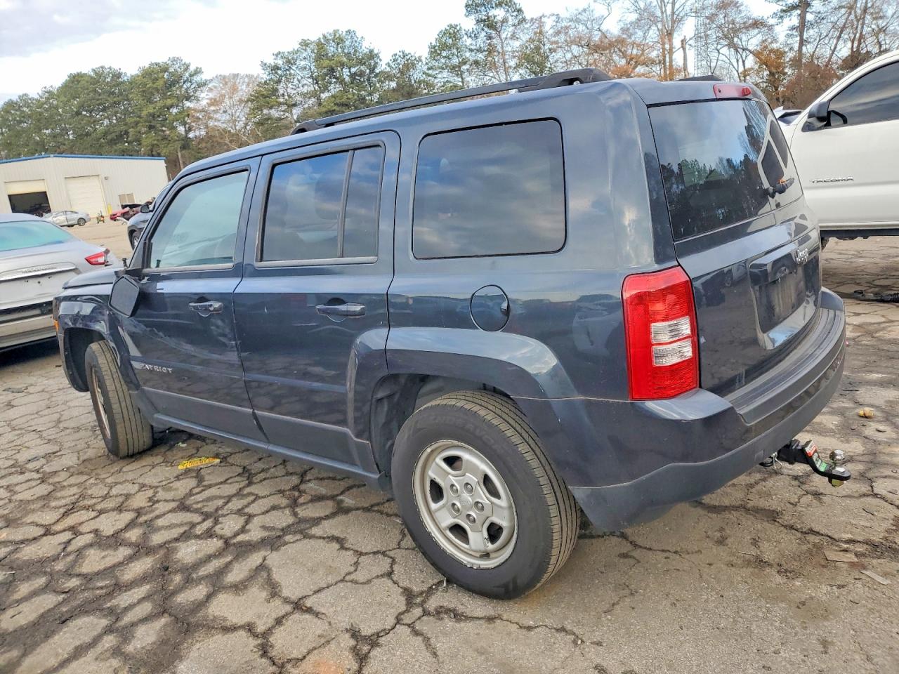 2014 JEEP PATRIOT SPORT photo 2