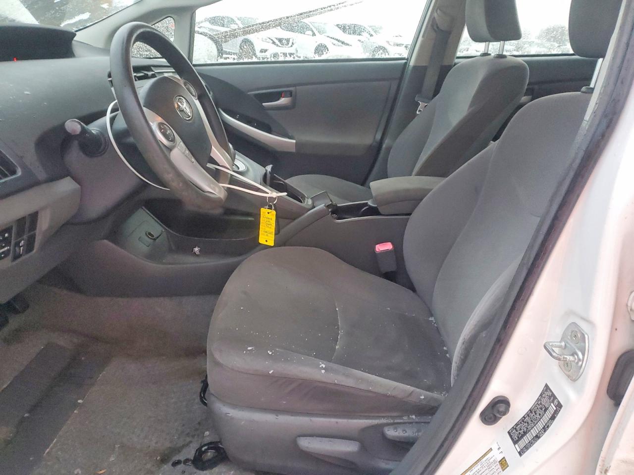 2010 TOYOTA PRIUS photo 7