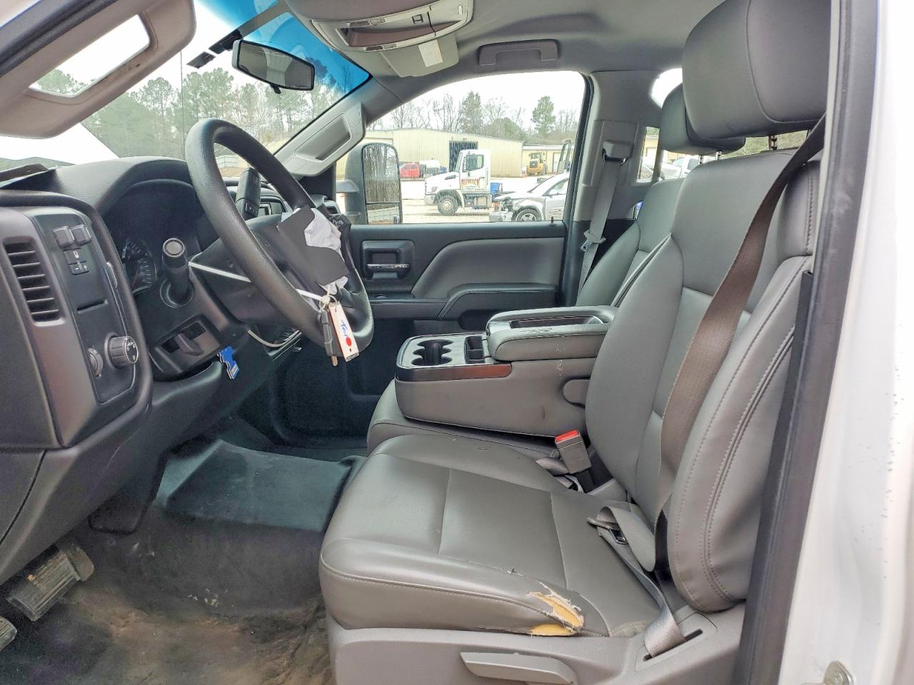2015 CHEVROLET SILVERADO C2500 HEAVY DUTY photo 7
