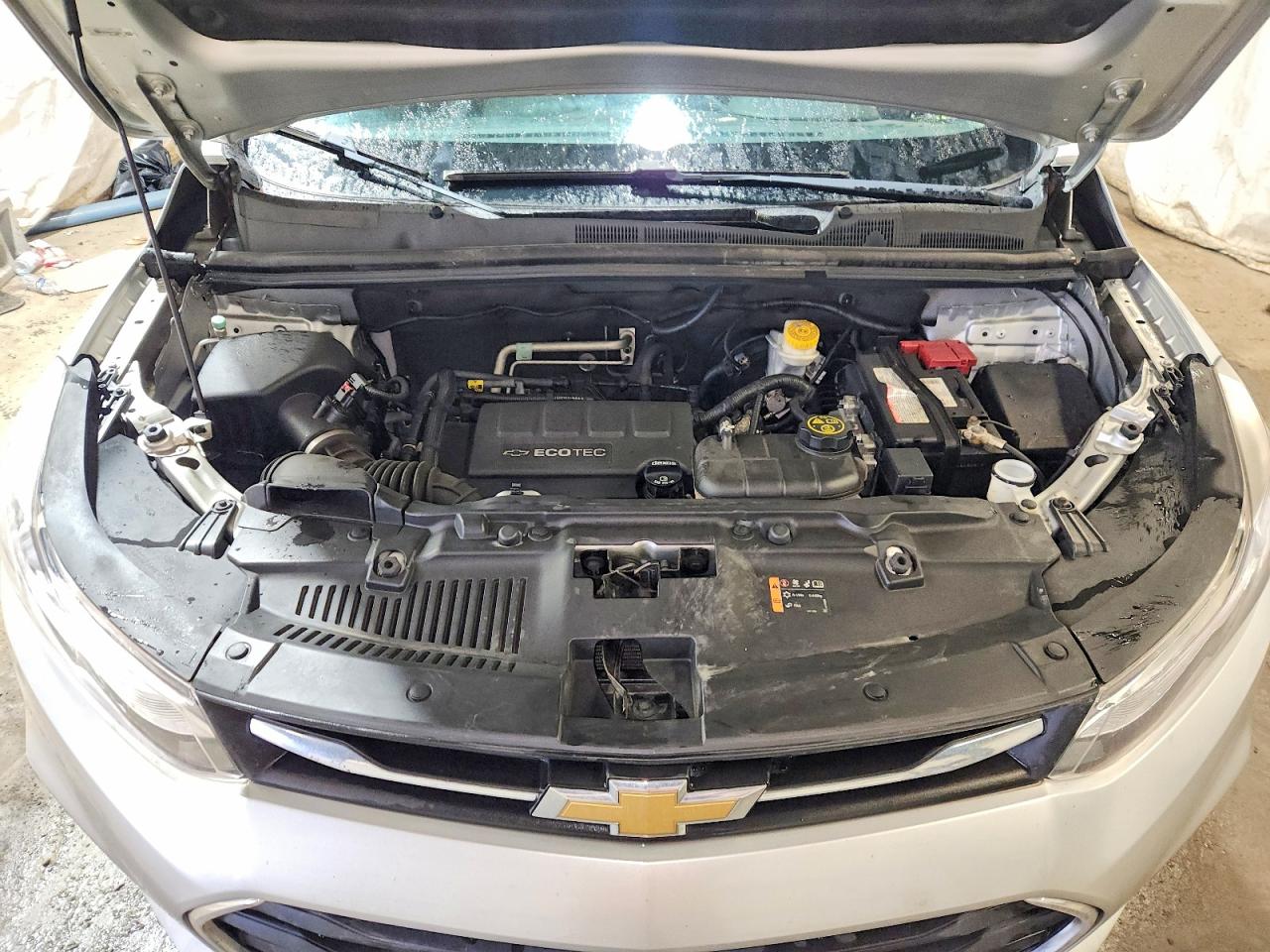 2017 CHEVROLET TRAX 1LT photo 12