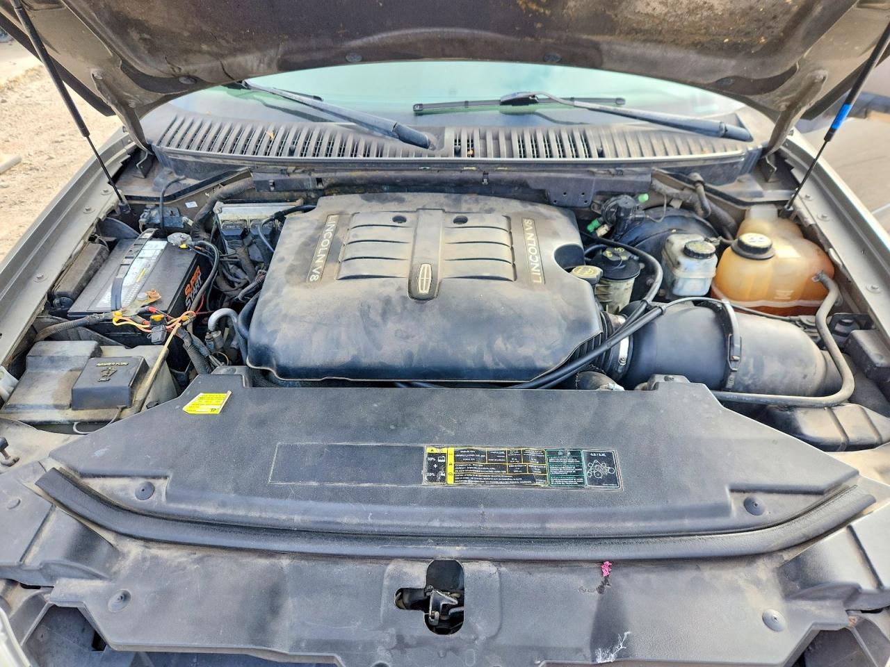 2004 LINCOLN NAVIGATOR photo 12