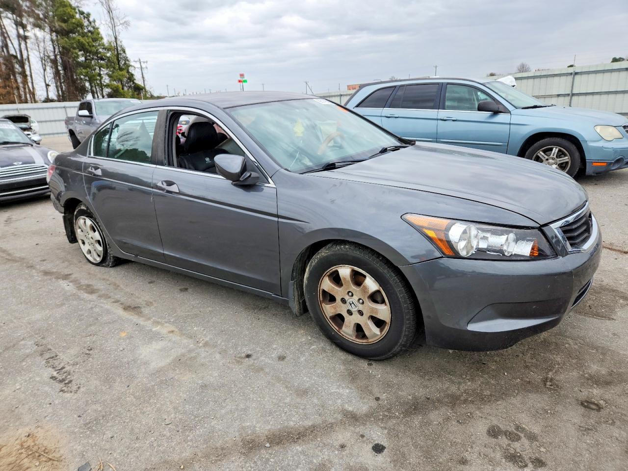 2010 HONDA ACCORD LXP photo 4