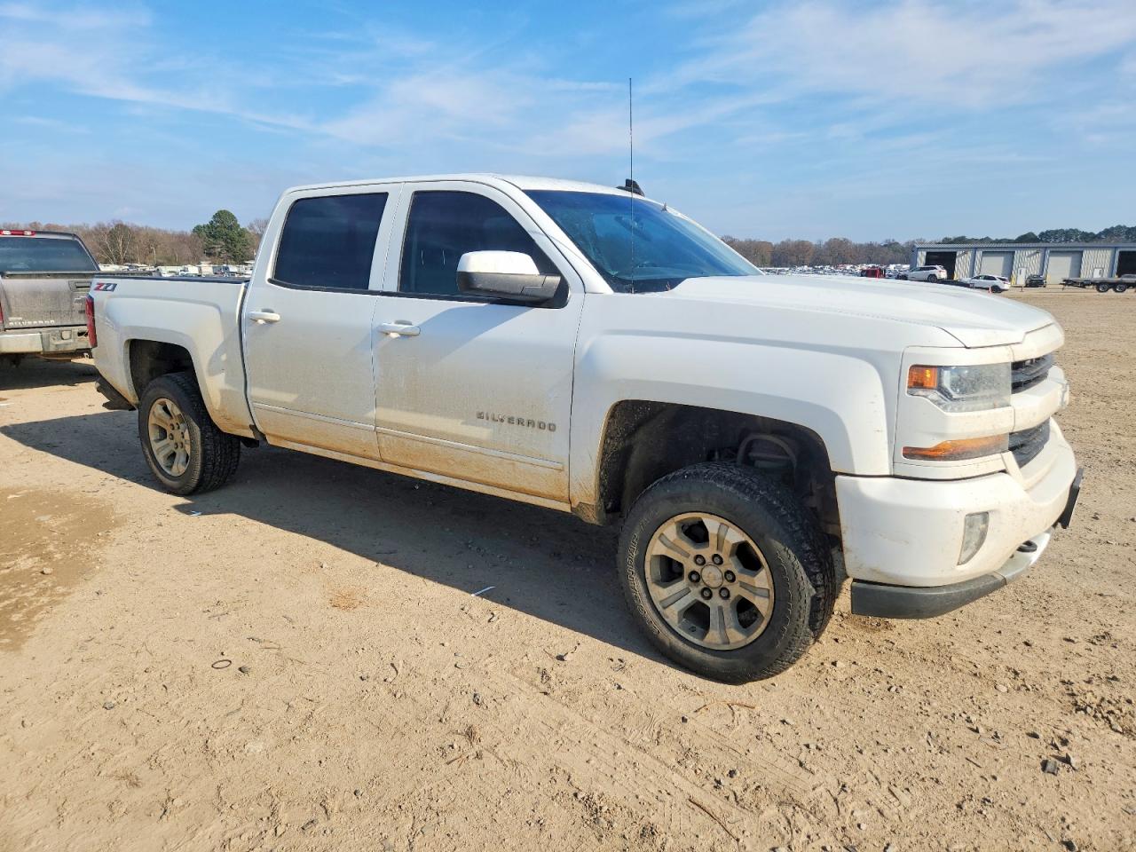 2018 CHEVROLET SILVERADO K1500 LT photo 7