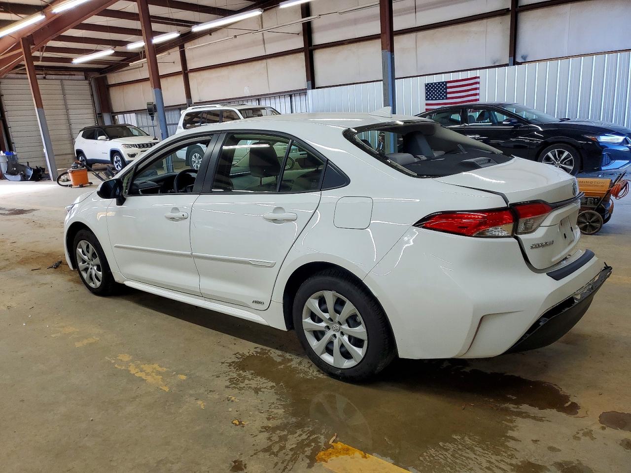 2023 TOYOTA COROLLA LE photo 4