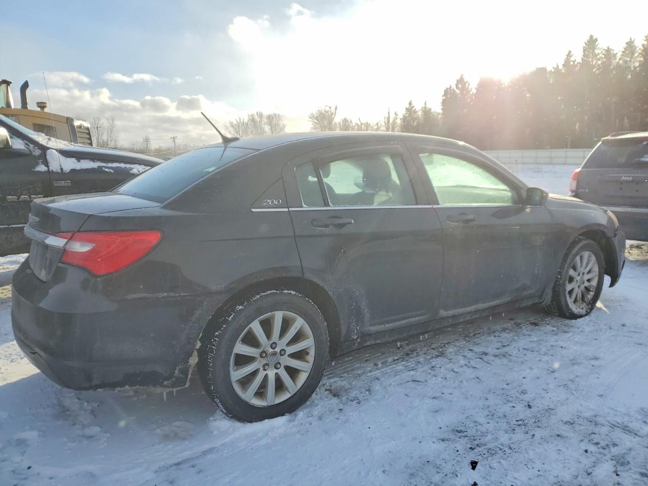 2013 CHRYSLER 200 TOURING photo 3