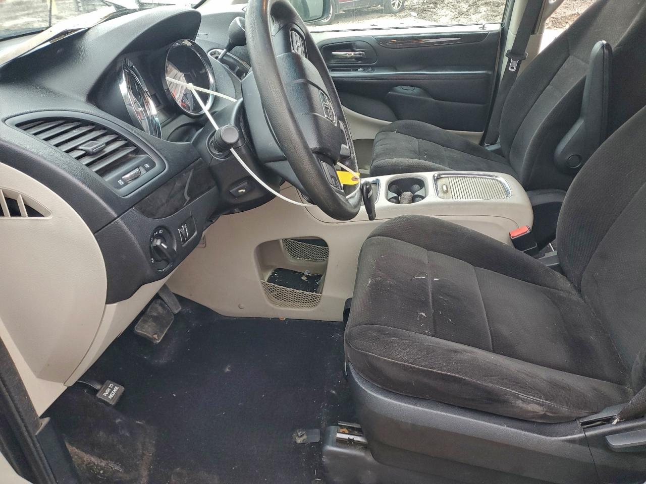 2012 DODGE GRAND CARAVAN SXT photo 7