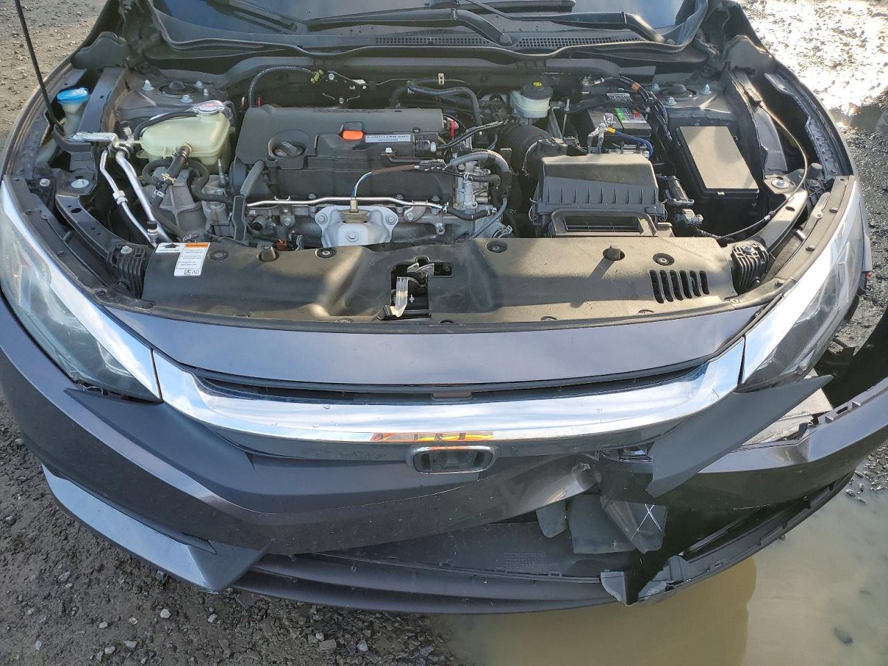 2016 HONDA CIVIC LX photo 11