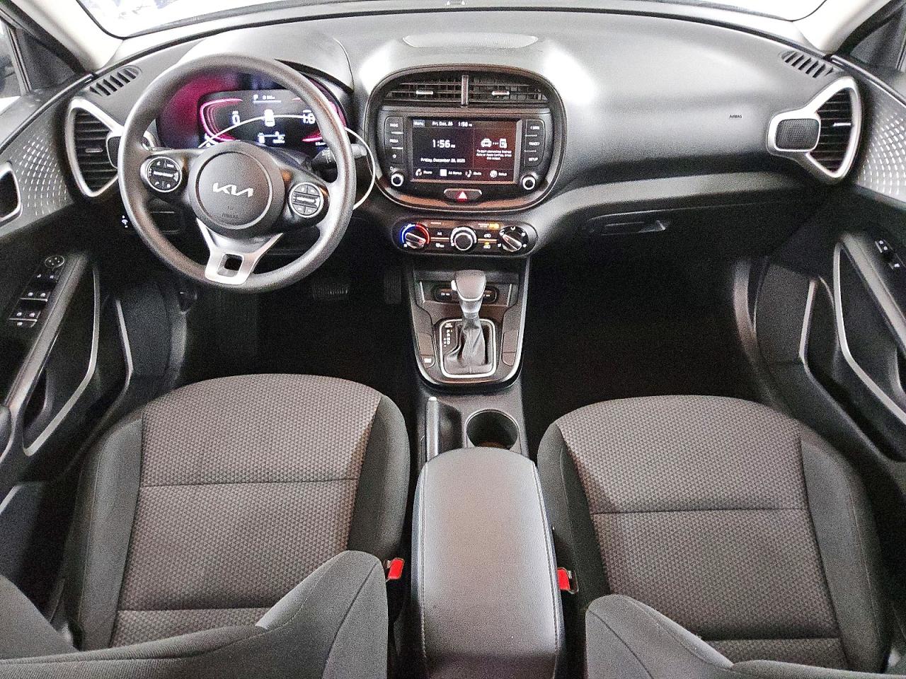 2024 KIA SOUL LX photo 8
