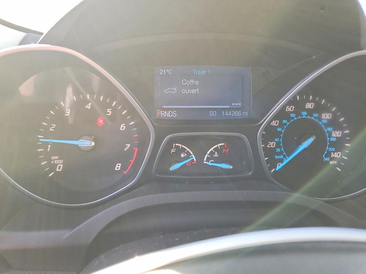 2015 FORD ESCAPE SE photo 9