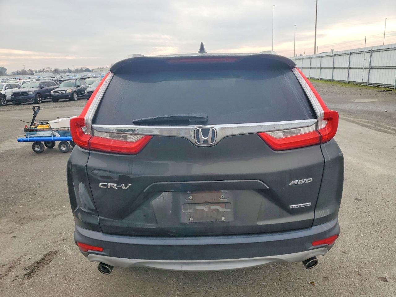 2017 HONDA CR-V TOURING photo 6