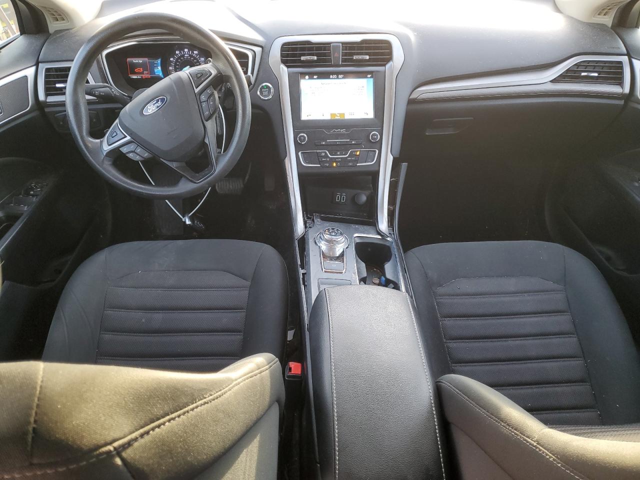 2019 FORD FUSION SE photo 8
