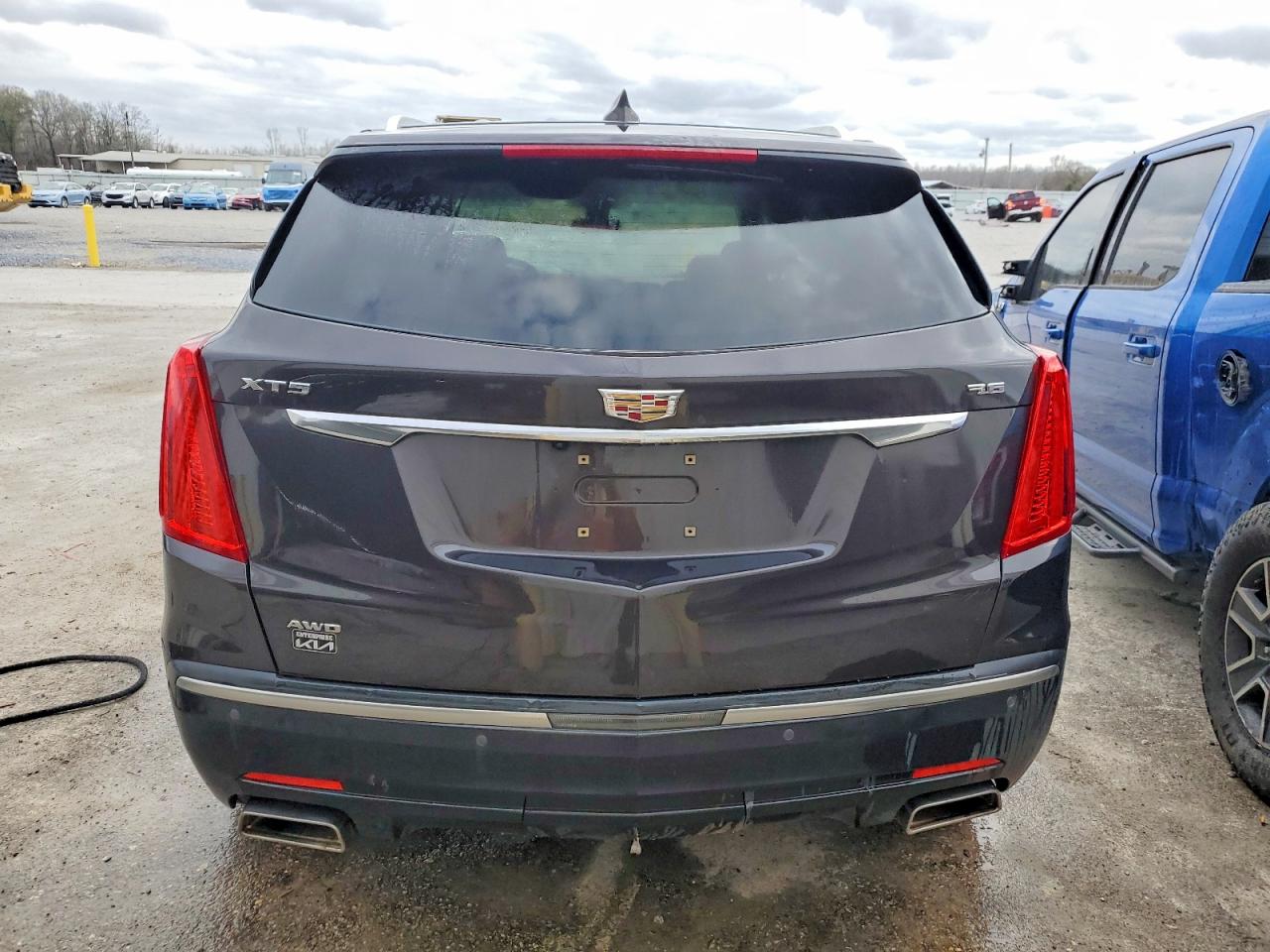 2018 CADILLAC XT5 LUXURY photo 6