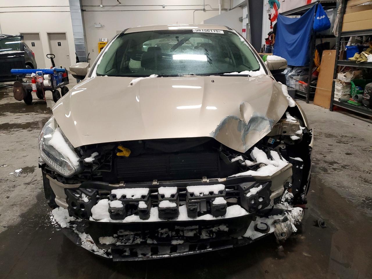 2017 FORD FOCUS SE photo 5