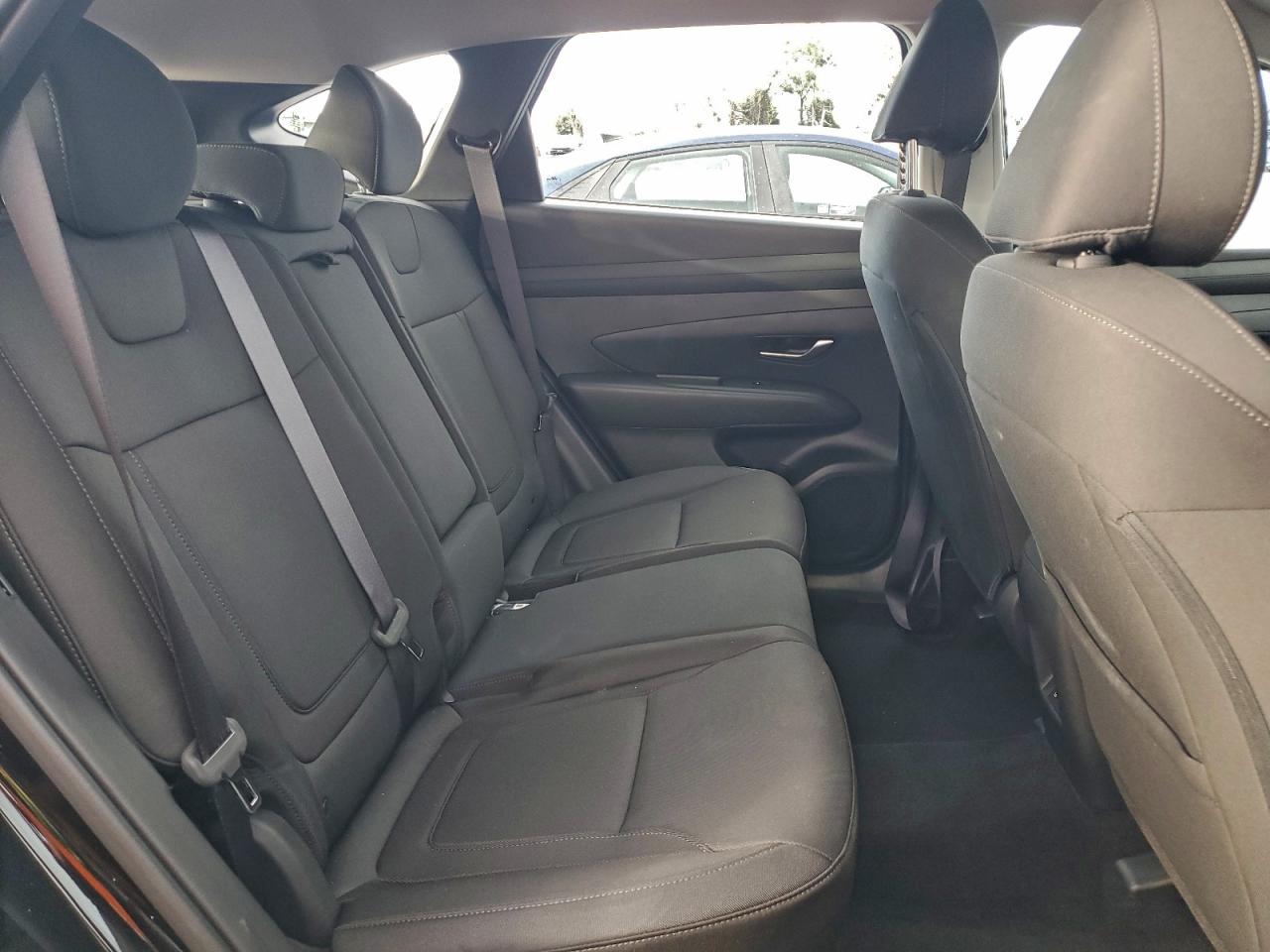 2026 HYUNDAI TUCSON SE photo 11