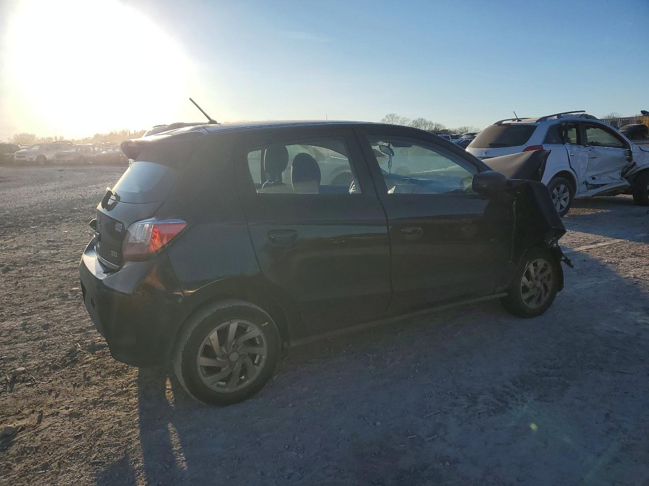 2024 MITSUBISHI MIRAGE photo 3