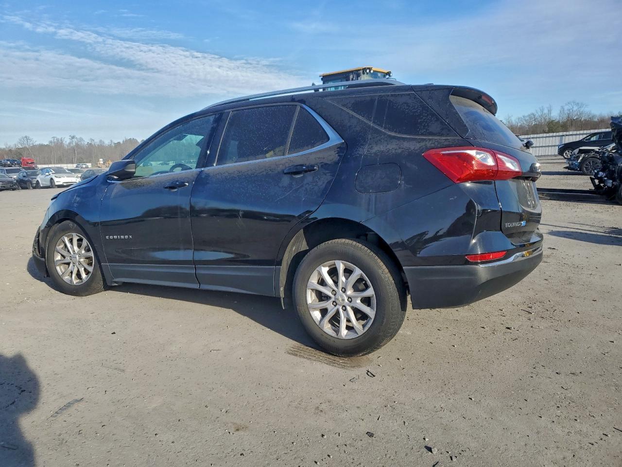 2019 CHEVROLET EQUINOX LT photo 3