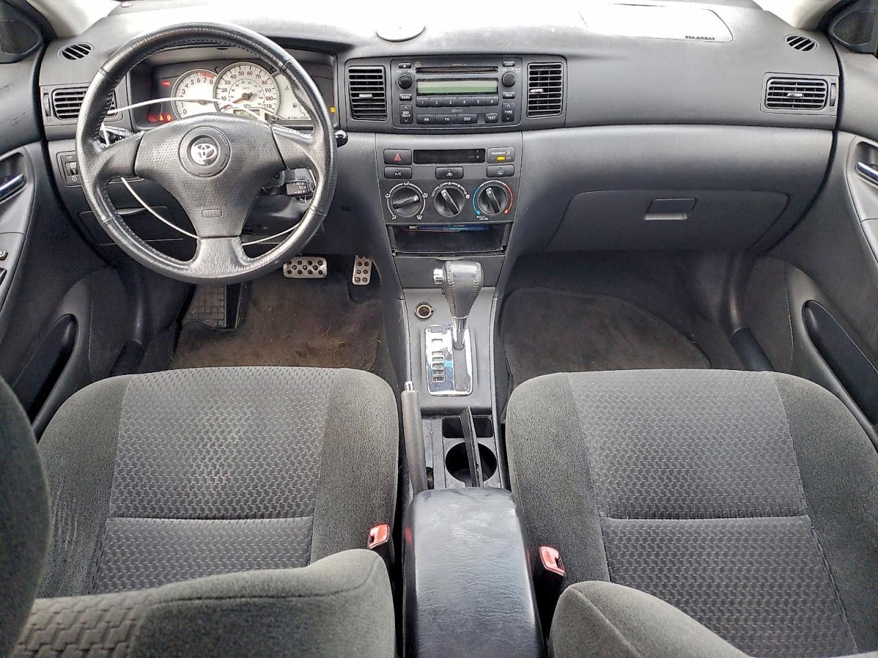 2005 TOYOTA COROLLA CE photo 8