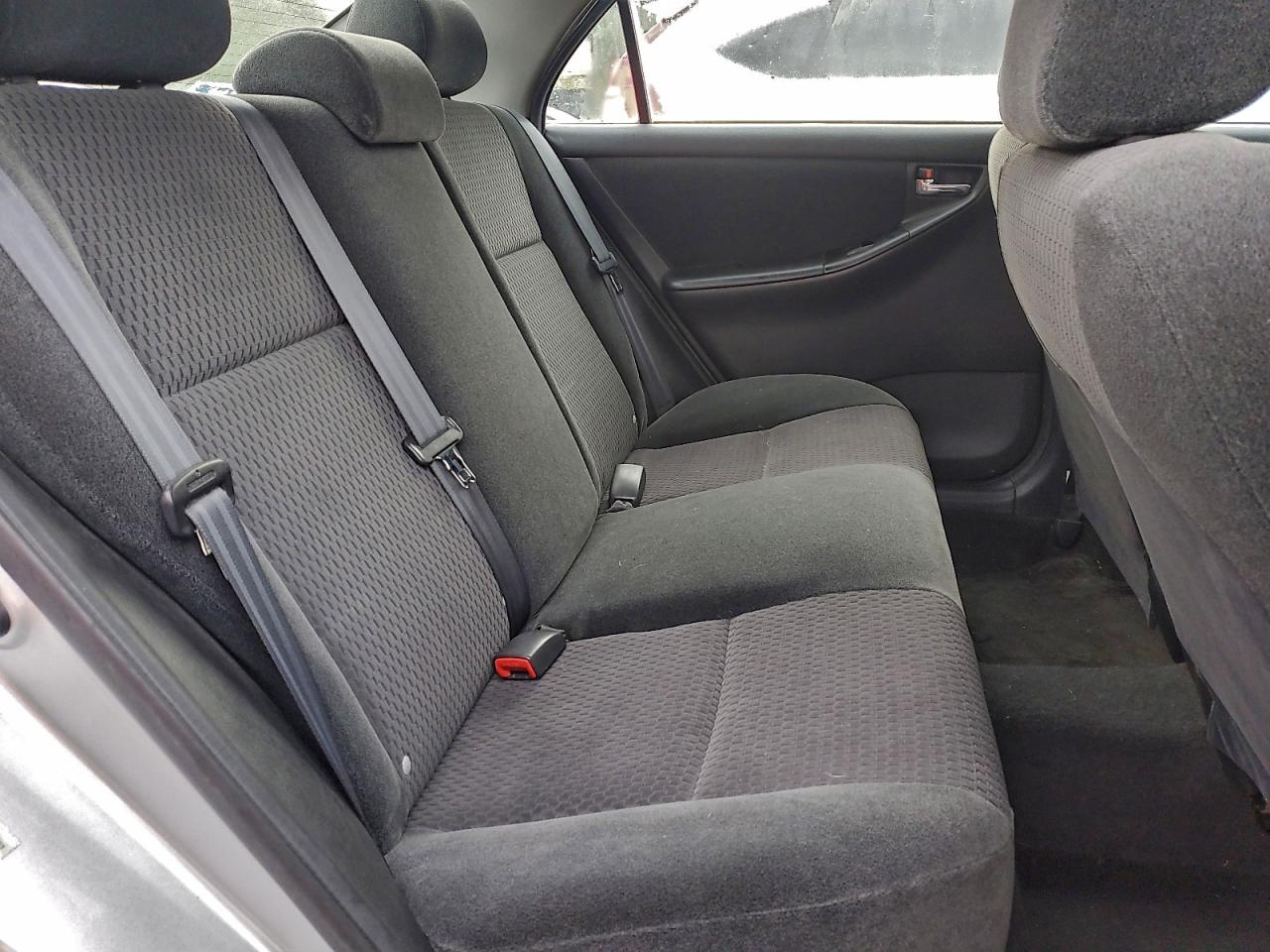 2005 TOYOTA COROLLA CE photo 10