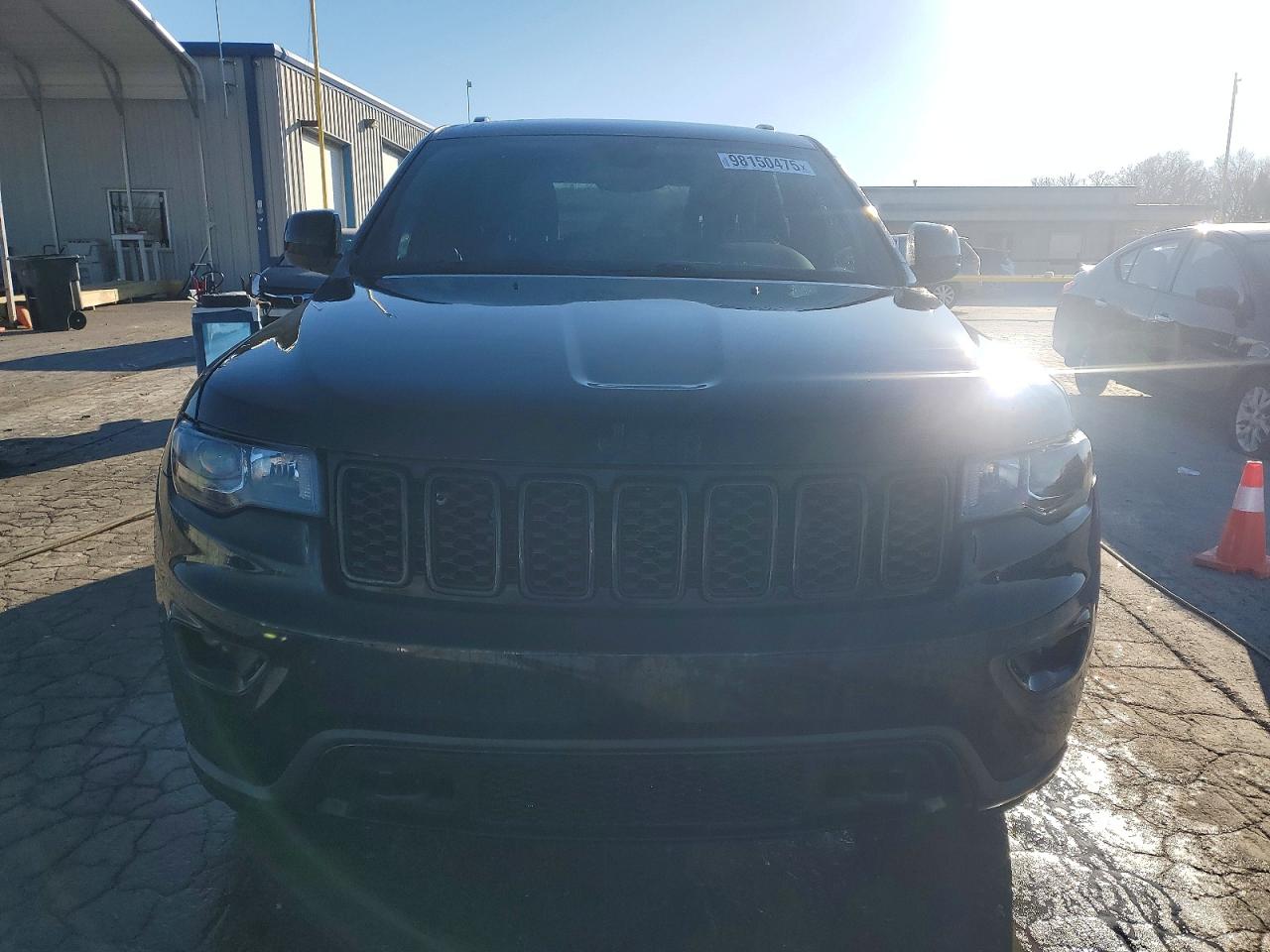 2018 JEEP GRAND CHEROKEE LAREDO photo 5