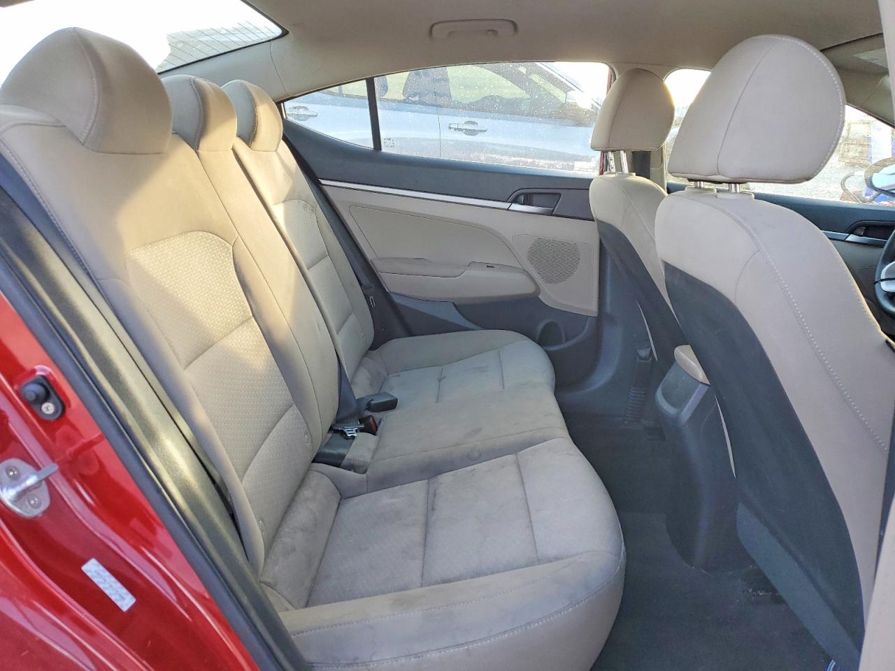 2019 HYUNDAI ELANTRA SE photo 10